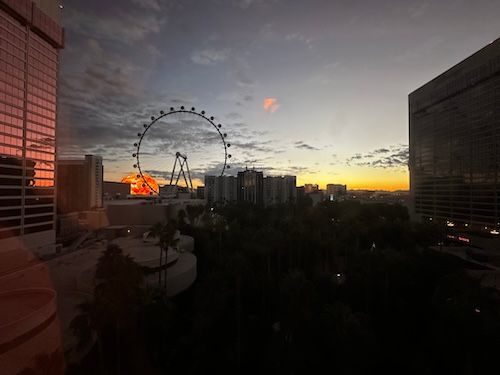 Image in a image block