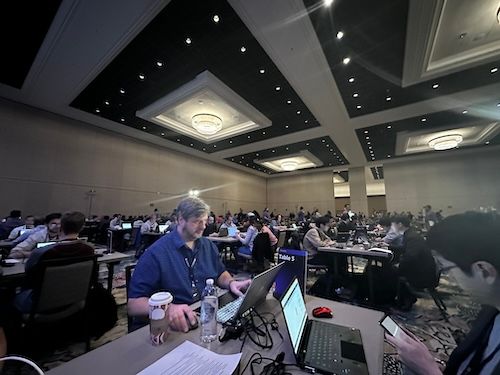 Image in a image block