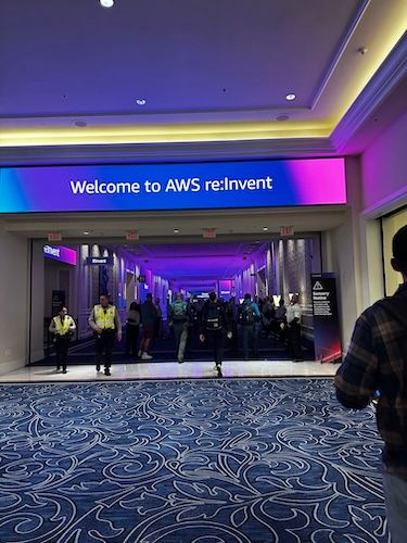 Image in a image block