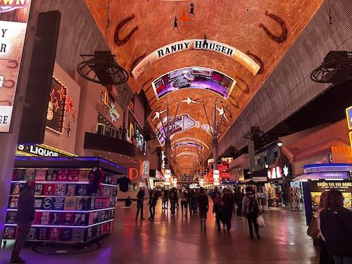 Image in a image block