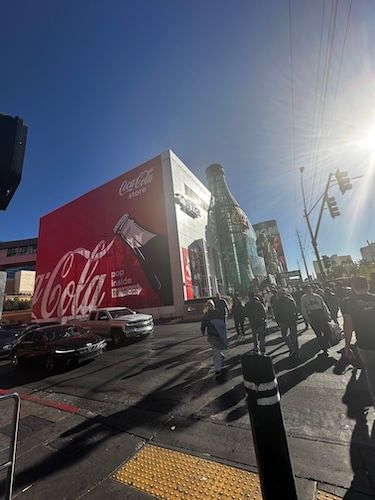 Image in a image block